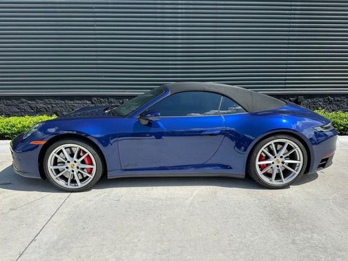 2024 Porsche 911 Carrera GTS