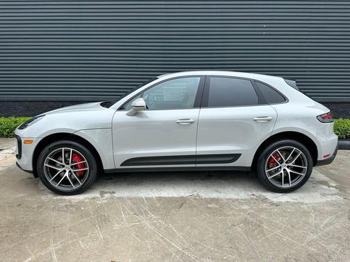 2026 Porsche Macan S