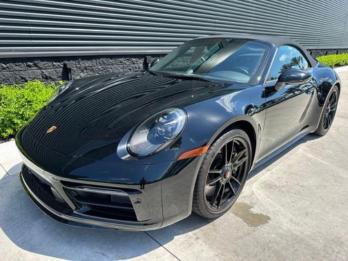 2024 Porsche 911 Carrera GTS