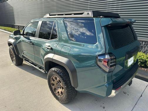 2025 Toyota 4Runner Hybrid TRAILHUNTER