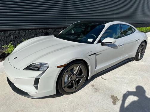 2025 Porsche Taycan Turbo S