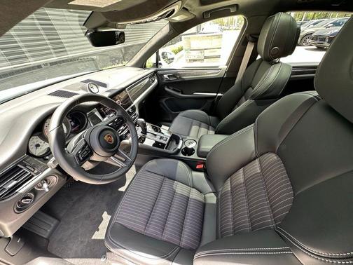 White 2026 Porsche Macan Base