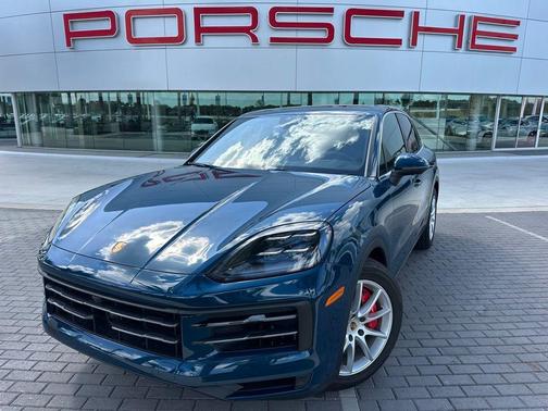 2024 Porsche Cayenne S