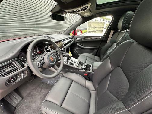 2026 Porsche Macan T