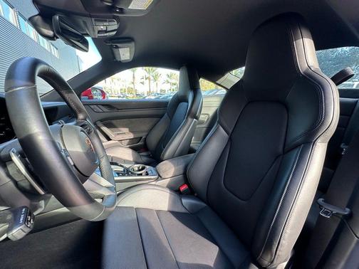 2024 Porsche 911 Carrera GTS