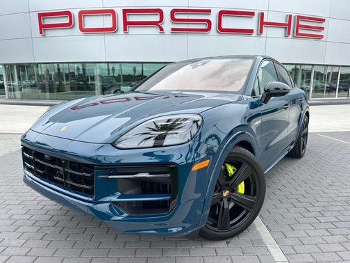 2025 Porsche Cayenne S