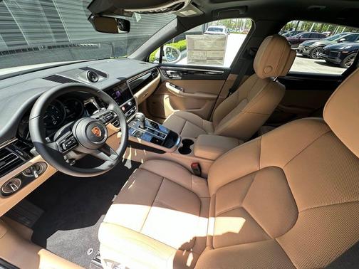 Chalk 2026 Porsche Macan Base