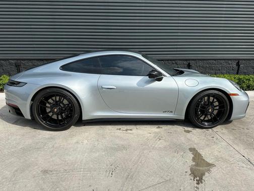 2022 Porsche 911 Carrera S