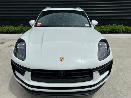 2024 Porsche Macan