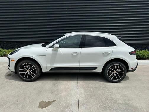 2024 Porsche Macan