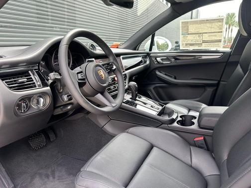 2024 Porsche Macan