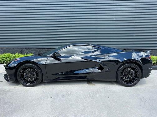 2023 Chevrolet Corvette Stingray w/1LT