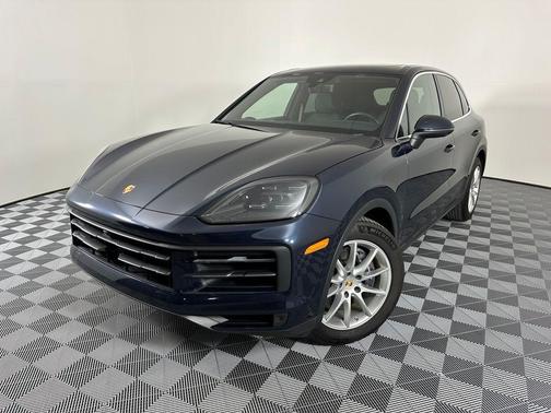 Blue Metallic 2024 Porsche Cayenne Base