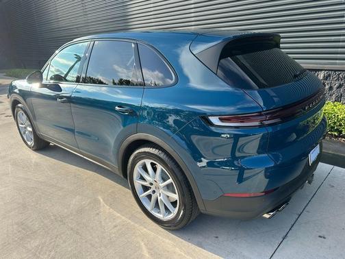 2026 Porsche Cayenne Base