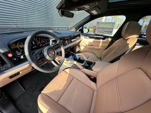 2026 Porsche Cayenne Base