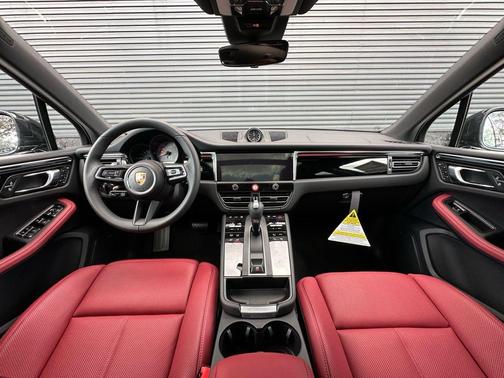 2026 Porsche Macan S