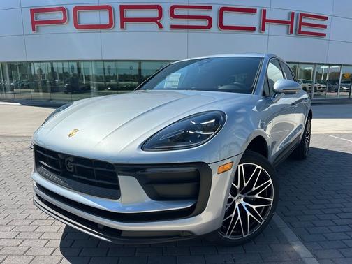 Silver Metallic 2026 Porsche Macan