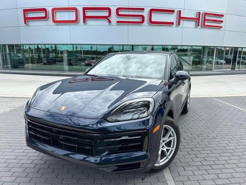 2026 Porsche Cayenne AWD
