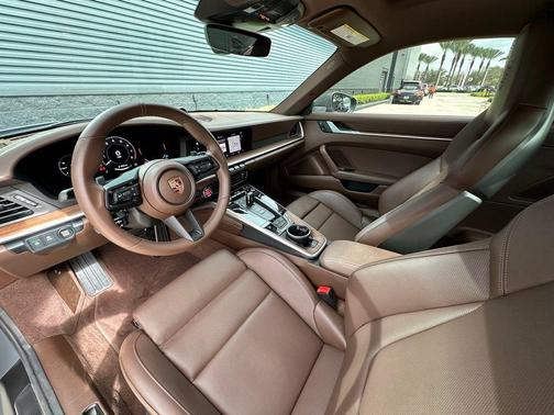 2026 Porsche 911 Carrera