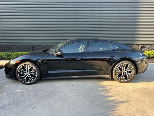 2023 Porsche Taycan Base