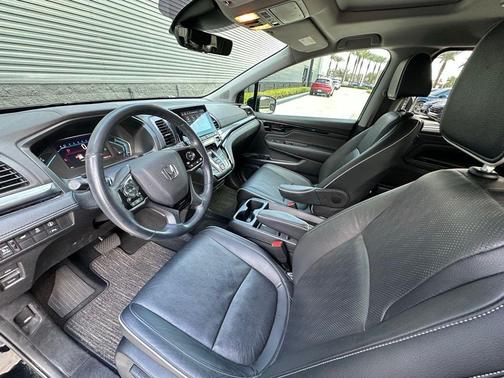 2023 Honda Odyssey Elite