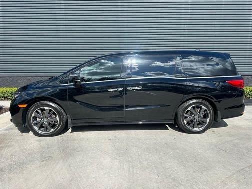 2023 Honda Odyssey Elite