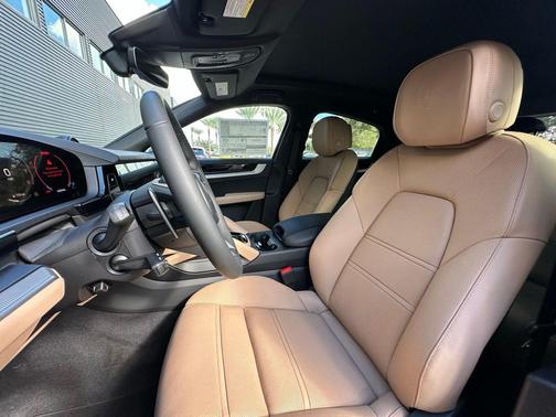 2026 Porsche Cayenne AWD