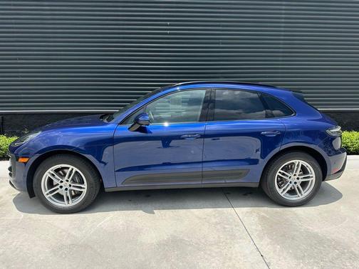 2025 Porsche Macan T