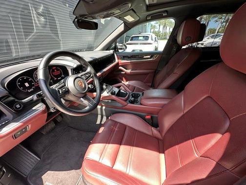 Gray 2024 Porsche Cayenne Base
