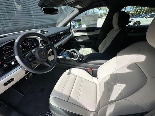 Carrara White Metallic 2026 Porsche Cayenne S Coupe AWD