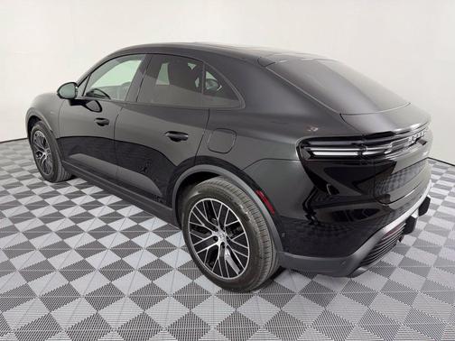 Black 2026 Porsche Macan Base