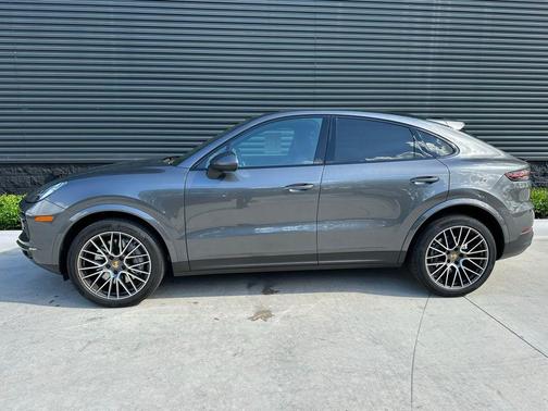 2022 Porsche Cayenne