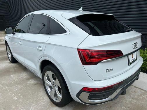 2023 Audi Q5 45 S line Premium Plus