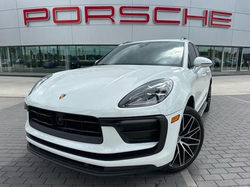 2023 Porsche Macan 