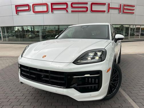 2026 Porsche Cayenne GTS