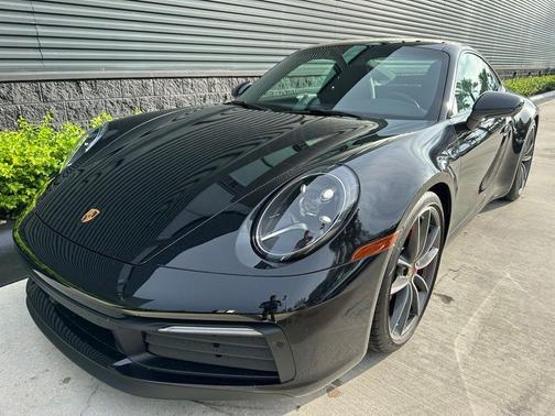 2022 Porsche 911 Carrera S