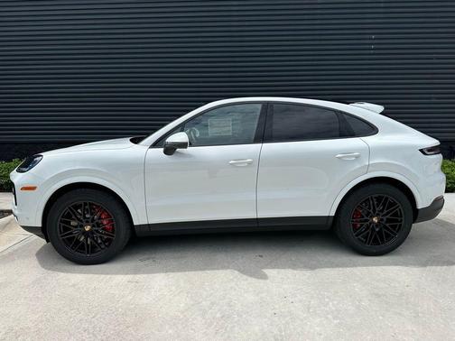 2025 Porsche Cayenne S Coupe AWD