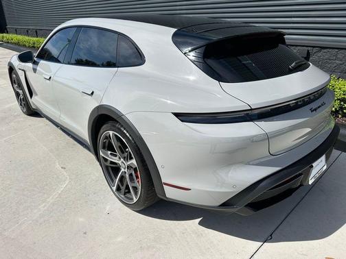 2022 Porsche Taycan 4S