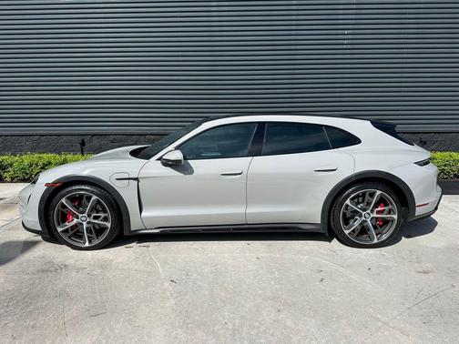 2022 Porsche Taycan 4S