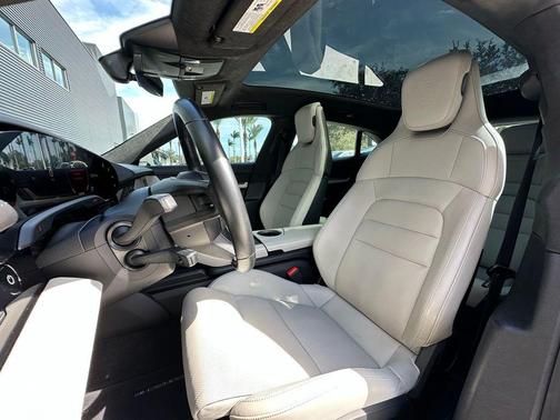 2022 Porsche Taycan 4S