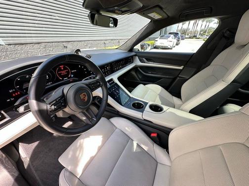2022 Porsche Taycan 4S