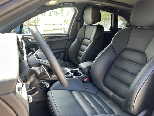 2024 Porsche Macan