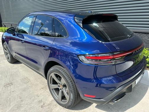 2025 Porsche Macan T
