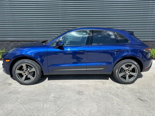 2025 Porsche Macan T