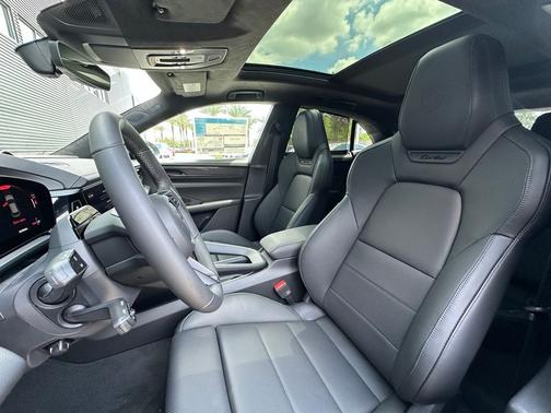 Slate 2026 Porsche Macan Turbo