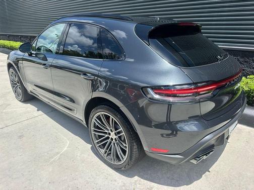 Volcano Grey Metallic 2026 Porsche Macan S