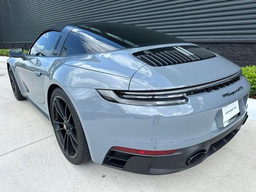 2024 Porsche 911 Targa 4 GTS