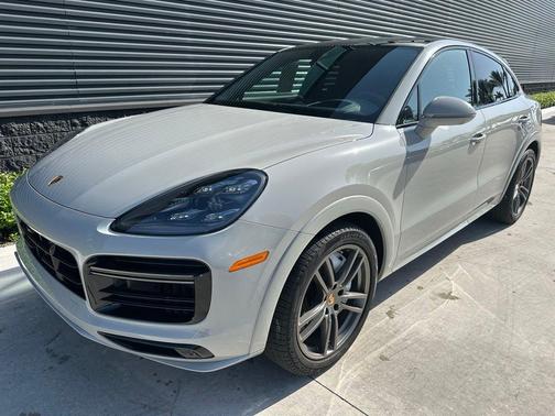 Chalk 2023 Porsche Cayenne Turbo Coupe AWD