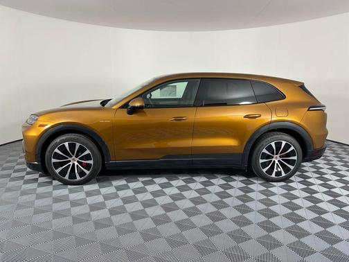 Madeira 2026 Porsche Cayenne S