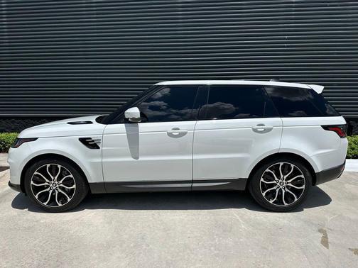 2020 Land Rover Range Rover Sport SE